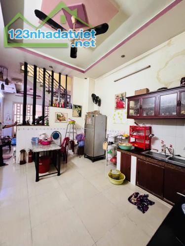 Bán nhà MT KD Bình Trị Đông, Bình Tân, 3 tầng,123m2, giá 14 tỷ TL - 4