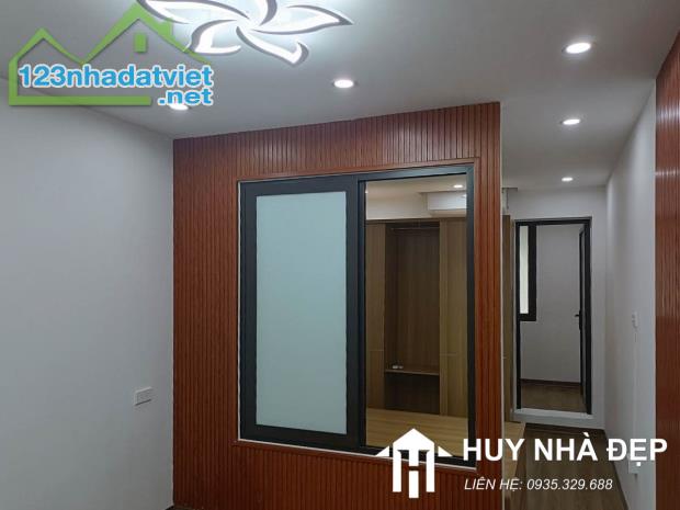 BÁN NHÀ TT THÀNH CÔNG - BA ĐÌNH - DIỆN TÍCH 32M2 - GIÁ 2.55 TỶ - KHU VỰC TRUNG TÂM - MẶT N - 2