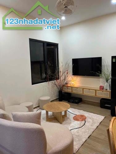 TÒA CĂN HỘ  MẶT TIỀN HÀN THUYÊN - 112M2 - 4 TẦNG THANG MÁY - GẦN CÔNG VIÊN NƯỚC - 13.5 TỶ - 2