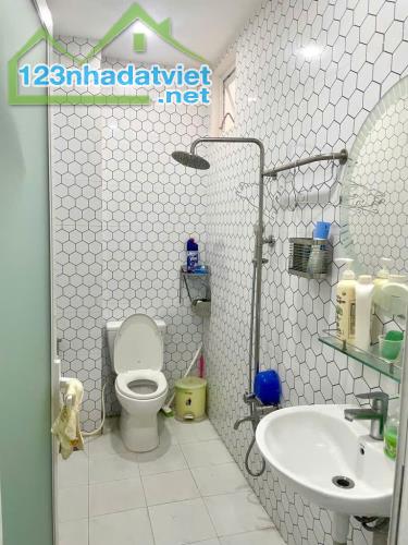 BÁN NHÀ MẶT PHỐ NGUYỄN KIỆM 60M2*2 TẦNG NHỈNH 6 TỶ - 4