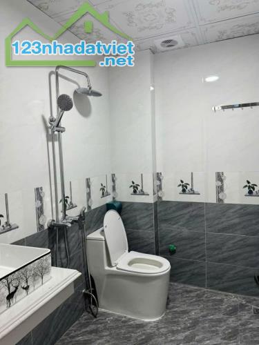 Bán nhà Đại Thành giáp Đông La, gần Yên Nghĩa DT 65m2, 4 tầng, ô tô đỗ cửa, nhỉnh 4 tỷ - 4