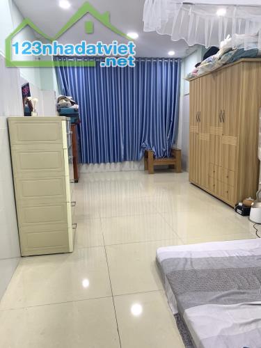 Bán nhà 03 tầng Đường Tiểu La, Hòa Cường Bắc, Hải Châu - DT: 82.5m2, Giá 7.49 tỷ tl - 1