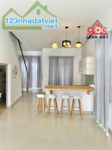 BÁN NHÀ 1T1L P.THỐNG NHẤT NGAY VĂN HOA VILA 81M2 CHỈ 3,6 TỶ - 1