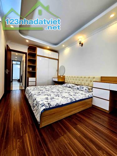 Bán Nhà Đẹp Phố Trạm 44m2, 4 Tầng, Full Nội Thất, Giá 6 tỷ 68 - 4