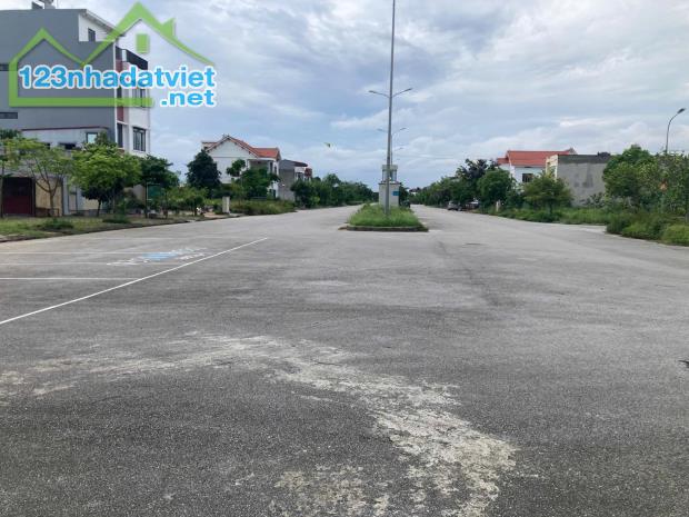 Bán lô đất Tái Định Cư, Tràng Cát 60m2 giá chỉ 36.5tr/m2 - 2