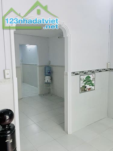 Bán nhà 3 mặt tiền Huỳnh Tịnh Của quận 3 chỉ 24 tỷ - 5