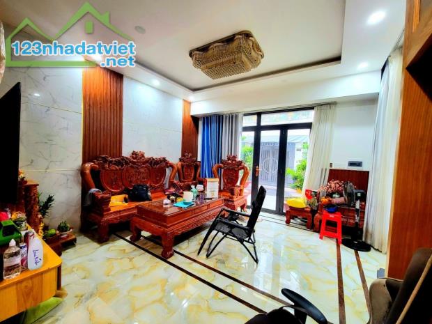 Bán nhà MT Trương Văn Thành Hiệp Phú ngã 4 Thủ Đức 130m2 n6 3Tchỉ 11.2 tỷ. - 3