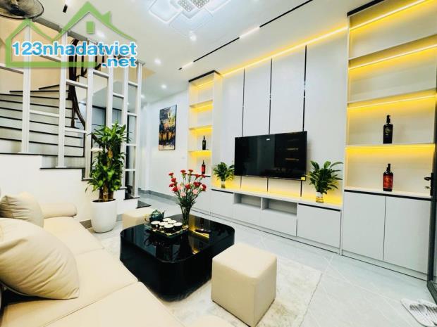 BÁN NHÀ TÂN TRIỀU, THANH TRÌ, NGÕ Ô TÔ, 32M2, 5.95 TỶ(CTL)