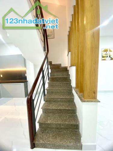 QUẬN 12, HIỆP THÀNH, BÁN NHÀ 4 TẦNG HẺM XE HƠI, 50M2 CHỈ 4 TỶ 600 - 4