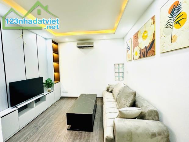 BÁN NHÀ ĐẠI TỪ, HOÀNG MAI, MỚI KOONG FULL NỘI THẤT, DTSD 35M2, 6.4 TỶ