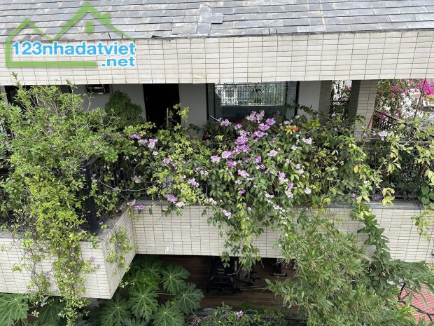 Bán Nhà riêng 7 tầng thang máy, ô tô tránh quận ba đình, phố kim mã 60m2 giá 21 tỷ Nhà bán