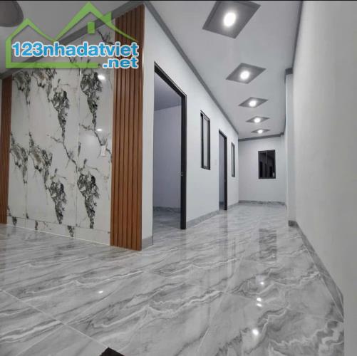 Bán gấp căn nhà cấp 4 ở Tân Xuân Hóc Môn 5x22 113m2 830 TRIỆU, Sổ hồng riêng - 2