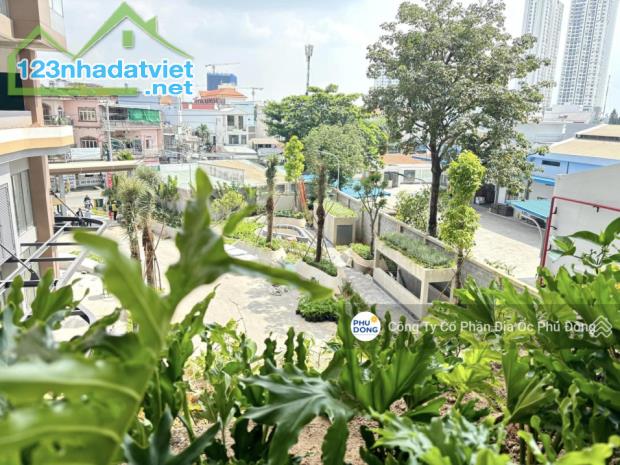 3Tỷ Tất Tần Tật View Hồ Bơi Mua trực tiếp từ CĐT Phú Đông Sky Garden bàn giao Tháng - 3