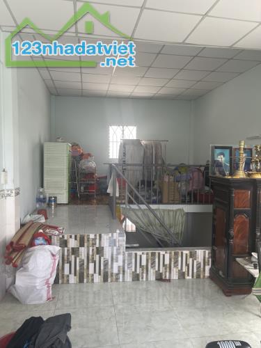 +🏠 NGỘP SIÊU PHẨM GIÁ RẺ BÁN GẤP NHÀ LK5-6 BHHB BÌNH TÂN 4X10M 2 LẦU CHỈ 3,5 TỶ - 1