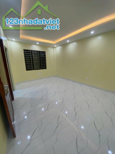 NHÀ MỚI, LÔ GÓC 2 THOÁNG VĨNH VIỄN PHỐ LỤA, HÀ ĐÔNG 30M2, 5 TẦNG, MT 4.7M GIÁ HƠN 6 TỶ - 1