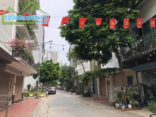 BÁN ĐẤT PHÂN LÔ VĂN KHÊ, HÀ ĐÔNG 2 LÔ LIỀN NHAU – XÂY TÒA NHÀ ĐẸP