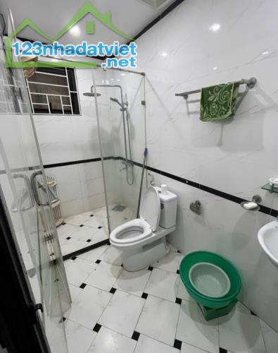 BÁN NHÀ NGÕ RỘNG NGÁCH NÔNG PHỐ NGUYỄN KHÁNH TOÀN, DT 45m2  ‼️ NHÀ ĐẸP Ở LUÔN - 4