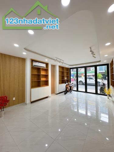 BÁN GẤP - MẶT TIỀN KINH DOANH - Kế Q.1 - 70M2 ( 4.5 x 15 ) - 12.8 Tỷ ( TL ) - 1