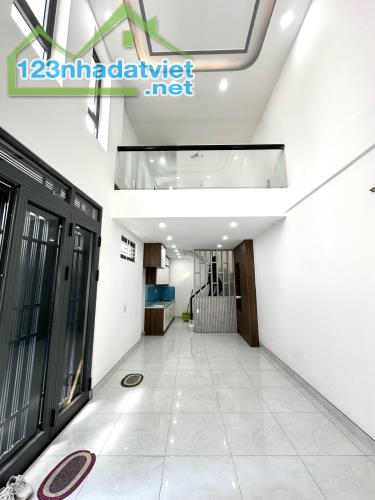 Bán nhà Quận Bình Thạnh, đường Nơ Trang Long, diện tích 48M2, 3 lầu. Giá 8.3 Tỷ, HXH