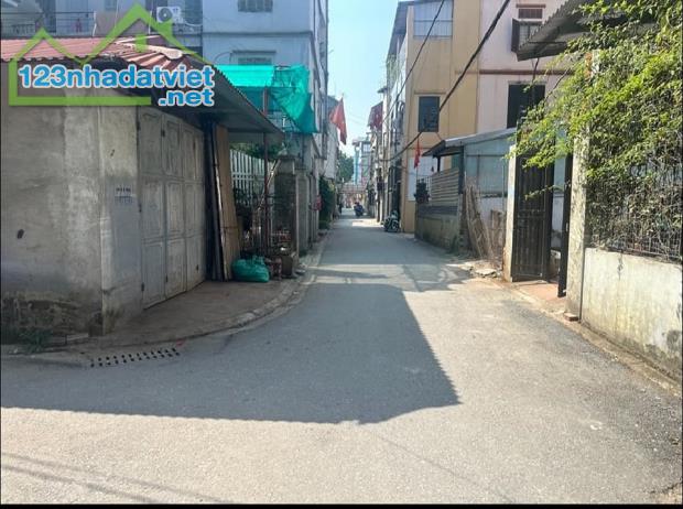 BÁN ĐẤT GIA LÂM. 40M2 * MT 4M * 5,9 TỶ. Ô TÔ THÔNG, KINH DOANH.