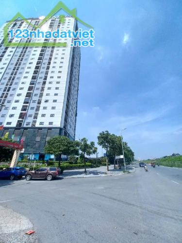 Chính chủ bán gấp nhà tại  Chung cư Hateco Hoàng Mai 90m2  tầng 5 hơn 4 tỷ view hồ Yên Sở - 2