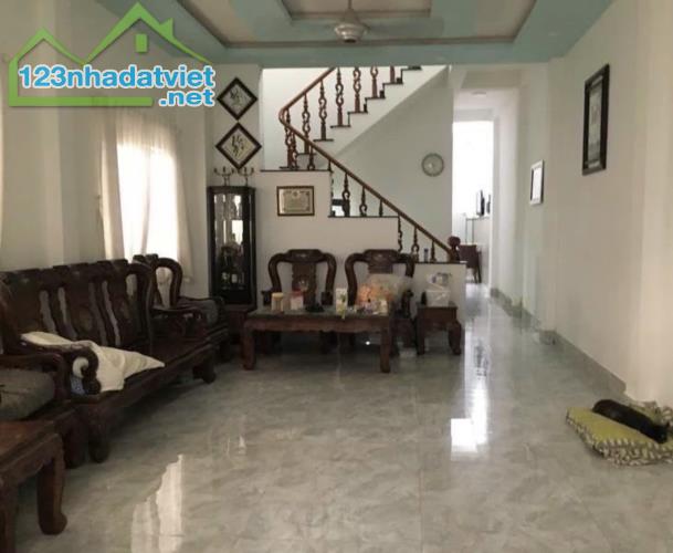 Bán nhà mặt tiền Đs.5 Nhà thờ Fatima, phường Hiệp Chánh, Thủ Đức. 340m2, ngang 6m nở hậu - 2