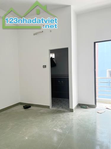 Nhà mới 4 tầng (4x20m) hẻm thông đường Bùi Minh Trực P5Q8. Giá 6,9 tỷ TL - 4