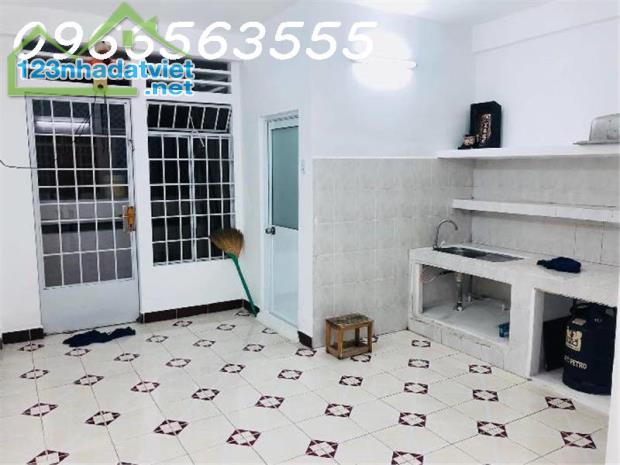 Bán căn hộ chung cư Phường 3 - Quận 4- 44m2- 2 tỷ tl - 1