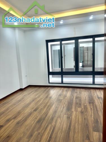 Bán nhà ngõ 276 Đại Từ, nhà mới đẹp lung linh, DT 35/38m2, 6.5 tỷ - 5