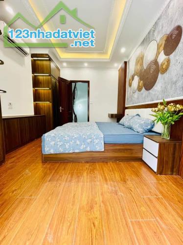 Bán nhà đẹp phố Văn Cao 35m2 5tầng mặt tiền 3.5m hơn 6tỷ Ba Đình - 3