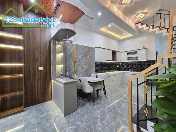 Vị Trí Đẹp , Giao Thông Thuận Tiện – 50m2 – Oto Trước Cửa ngay Đại Thành .10p ra ĐL Thăng - 2