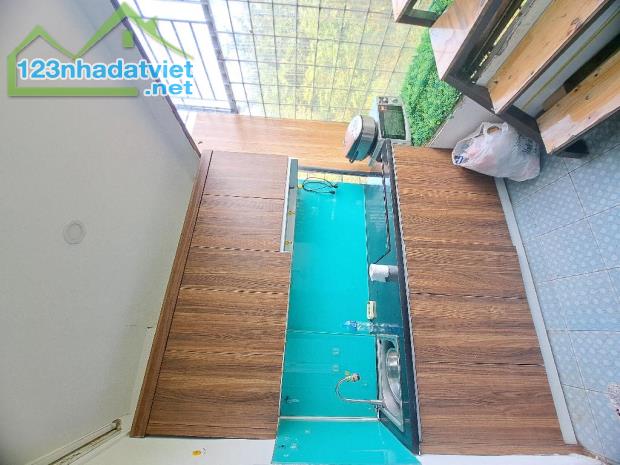 BÁN TẬP THỂ HOÀNG QUỐC VIỆT, NHÀ MỚI – Ô TÔ ĐỖ CỬA - TẶNG NỘI THẤT, 60,4 M2, 2,65 TỶ - 3