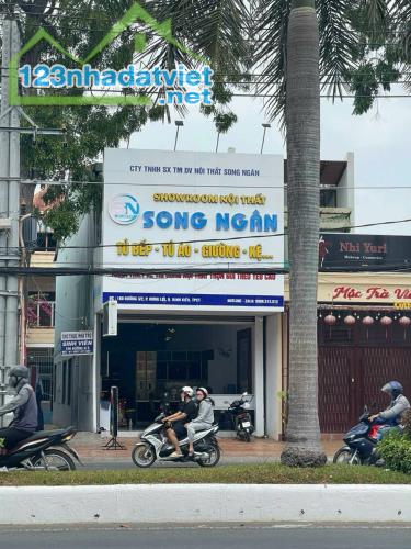 Nhà nở hậu đẹp mặt tiền 3 tháng 2, P.Hưng Lợi, Q.Ninh Kiều, Cần Thơ - 30 tỷ