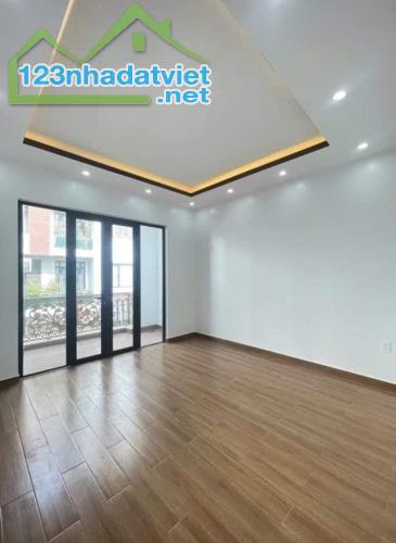 Bán nhà Lê Hồng Phong, Đằng Lâm, Hải An, Hp. 4 tầng, 40m2, 5,4 tỷ, đường 12m, có gara ô tô - 2