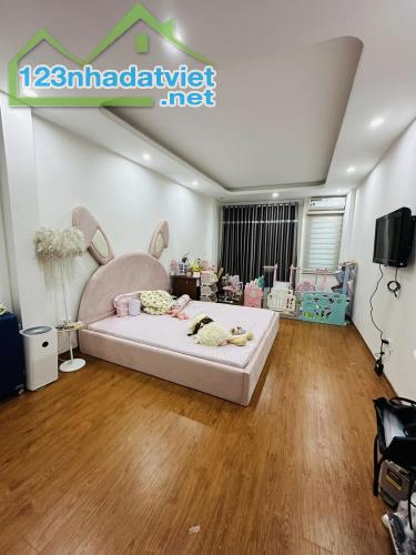 70M RA HỒ TÂY - 50M X 6T - MẶT TIỀN 4.2M - LÔ GÓC THANG MÁY - NGÕ THÔNG - Ô TÔ ĐỖ 24/24 - 4