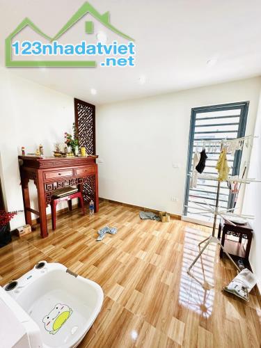 70M RA HỒ TÂY - 50M X 6T - MẶT TIỀN 4.2M - LÔ GÓC THANG MÁY - NGÕ THÔNG - Ô TÔ ĐỖ 24/24 - 5