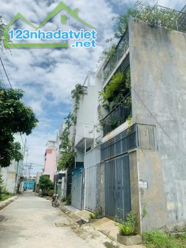 Đất hẻm xe hơi sát đường Tam Bình phường Tam Phú. Cách vành đai II tương lai 300m . - 1