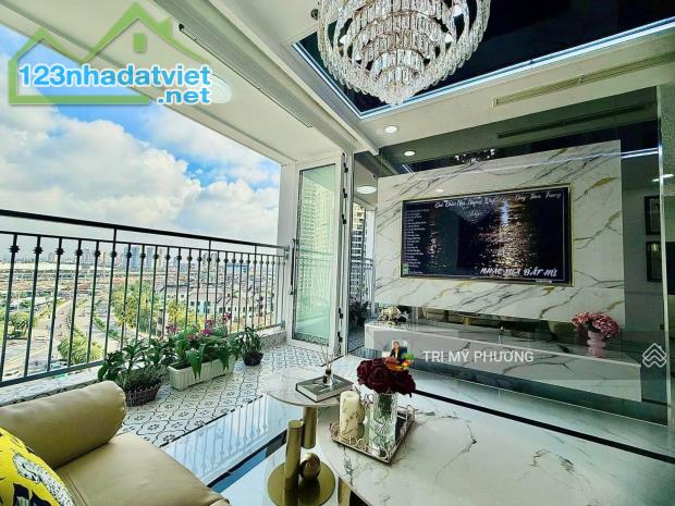 Đã có sổ hồng - Vinhomes Central Park - bán căn nhà 3PN giá thấp + view thoáng + full nội - 3