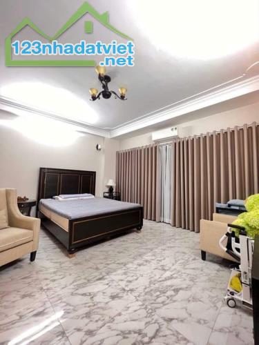 CÒN 1 CĂN - NHÀ ĐẸP - ĐÓN TẾT - Ô TÔ QUA CỬA - 2 THOÁNG - VĂN PHÚ, HÀ ĐÔNG - 48,8M2 - 4