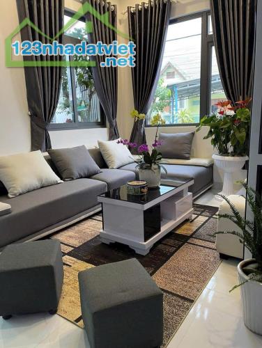 🏡 🎁 BÁN NHÀ 2 TẦNG ĐẸP CÓ SÂN ĐỖ ÔTÔ TRONG NHÀ, CHỈ HƠN 2 TỎI tại Diên Sơn NHA TRANG - 3