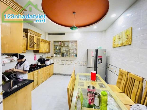 HẺM 5M SÁT MT THỐNG NHẤT, 52M2 (4x13), 4 TẦNG 4PN ST, SỔ VUÔNG HC ĐỦ, KO LG, TẶNG FULL - 1