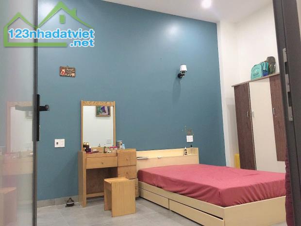 💥 Nhà 3 Tầng kiệt Nguyễn Tri Phương, Oto Đỗ Gần Nhà, DT 60m2 - hơn 3 tỷ - 4