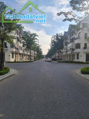 BÁN NHÀ LK KHU ĐÔ THỊ HINODE ROYAL PARK_ DT _100M _MT5 _ XÂY 5T_  ĐƯƠNG 17M - 2