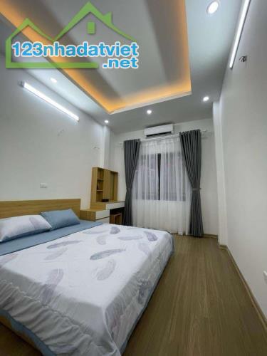 Nam Dư - Hoàng Mai 34/38T2 x 4 tầng, mặt tiền 3.3m, giá 5.65 tỷ thương lượng - 3