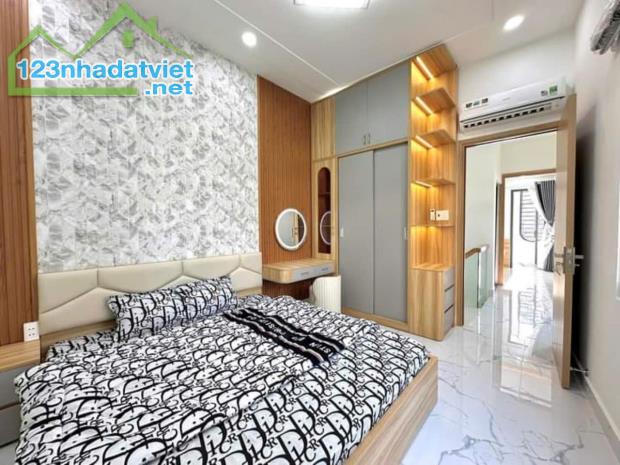 Nhà ngon, Huỳnh Tấn Phát, PMH, Q7, gần 40M2, nhỉnh 3.8T - 4