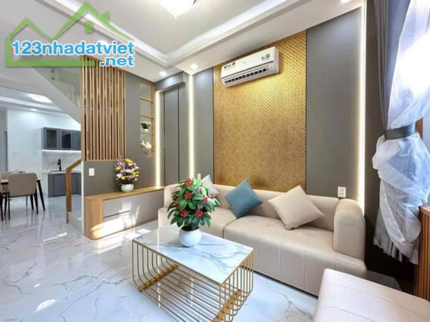 Nhà ngon, Huỳnh Tấn Phát, PMH, Q7, gần 40M2, nhỉnh 3.8T