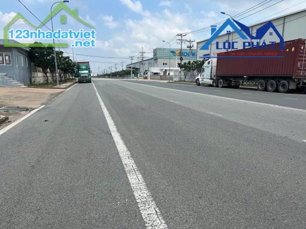 Cho thuê xưởng 22.400m2 KCN Nhơn Trạch Đồng Nai giá chỉ 4,3usd/m2 - 3