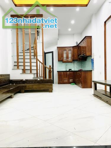 Bán nhà phố Ngọc Hà – oto đỗ cửa - kinh doanh - giá 5 tỷ 7