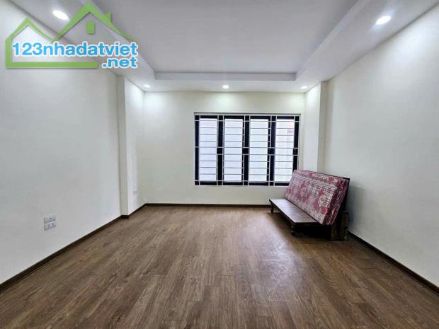 BÁN NHÀ XUÂN ĐỈNH - BẮC TỪ LIÊM - Ô TÔ CÁCH 10M - DT: 34M*5 TẦNG, GIÁ 6,6 TỶ. - 3