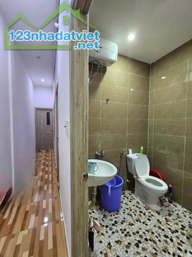 Cần bán nhà 151m2_Sổ Riêng_Đang cho thuê làm Spa 6Tr/tháng_Giá 573Tr_2 hẻm Quốc Lộ 22 - 4